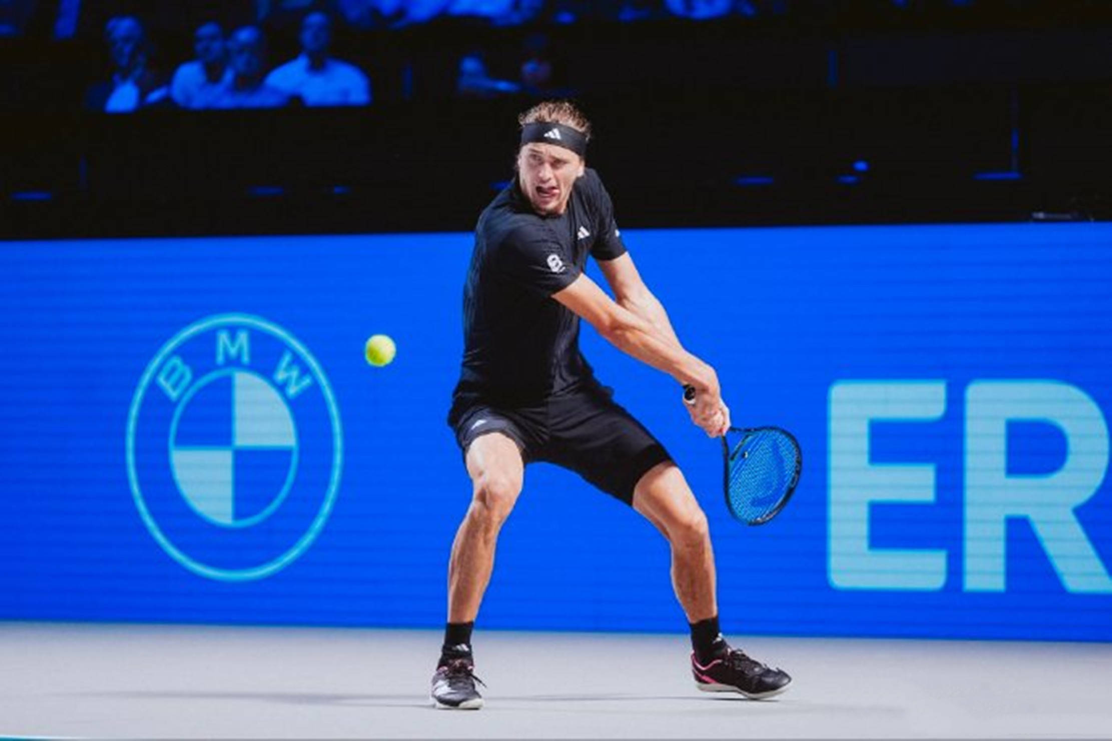 法网轻取戴维斯杯，兹维列夫状态火热