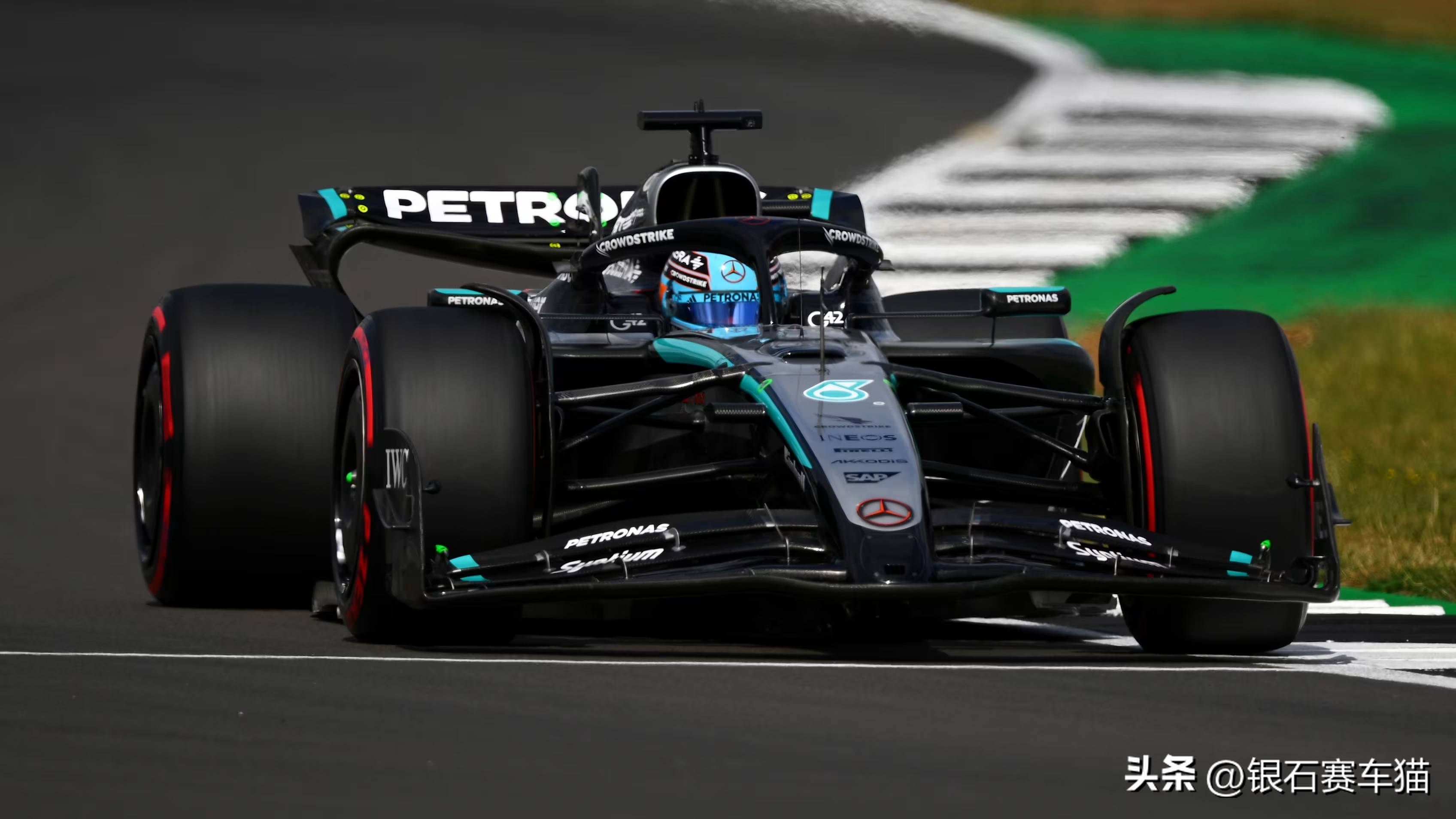 阿斯顿马丁轻取索伯车队，诺里斯状态火热