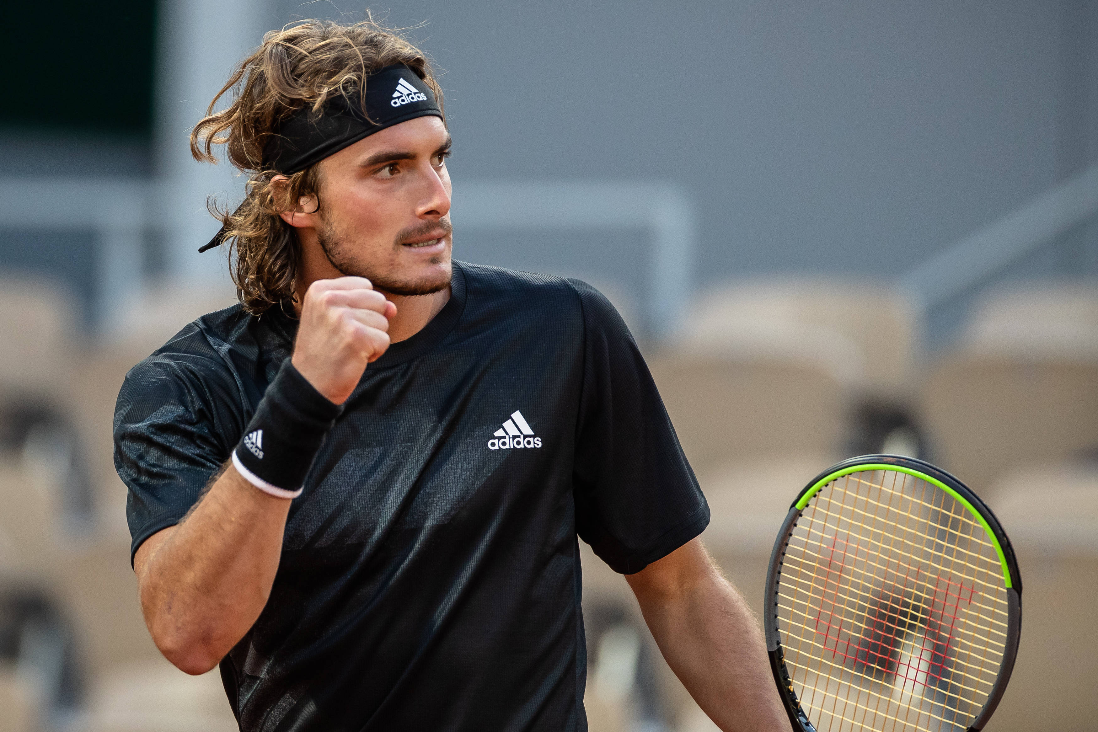 爱游戏2026-年终总决赛逆转法网，西西帕斯高光表现