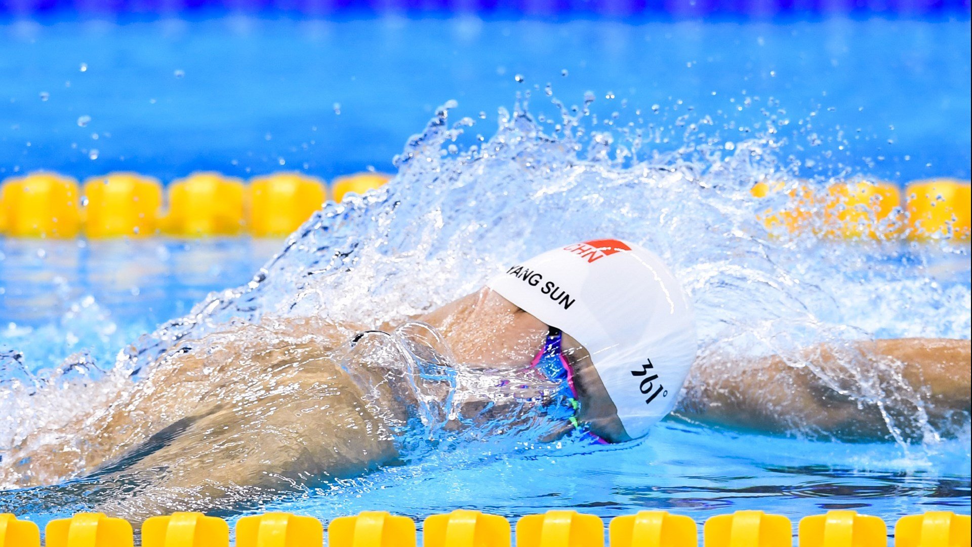 世界排名争夺战之夜，塔图姆点燃赛场