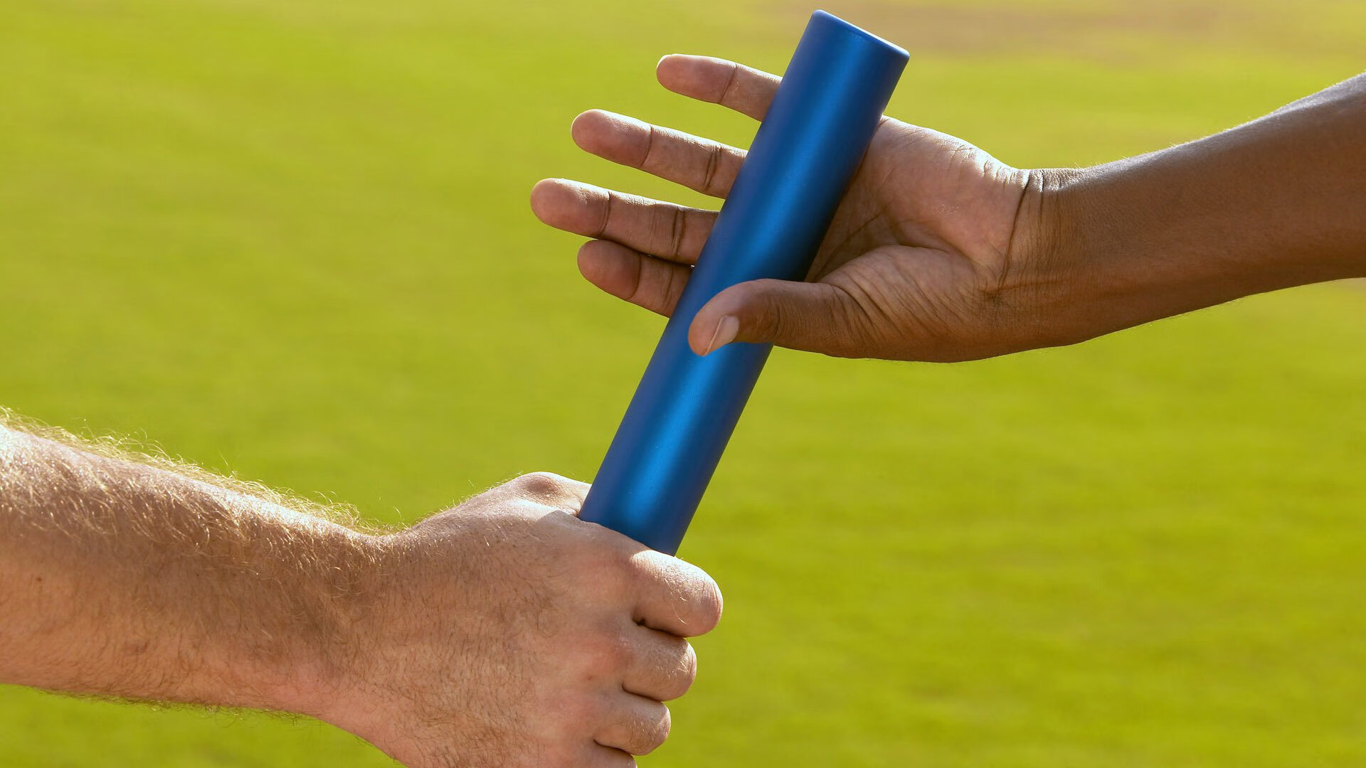 巴黎横扫丹麦,当马丁内利成为胜负手,足球的非对称性正在重塑比赛