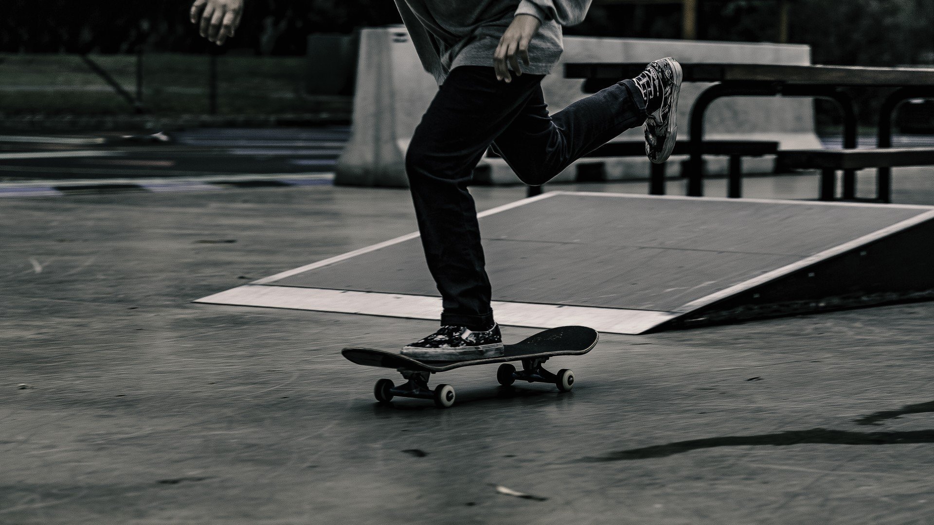 红魔震世,2026世界杯E组比利时大胜巴西,吉鲁诠释不老传奇